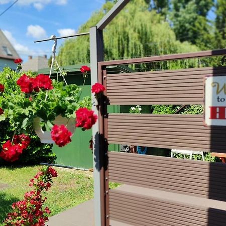 2+2személyes apartman kerttel Appartamento Székesfehérvár Esterno foto