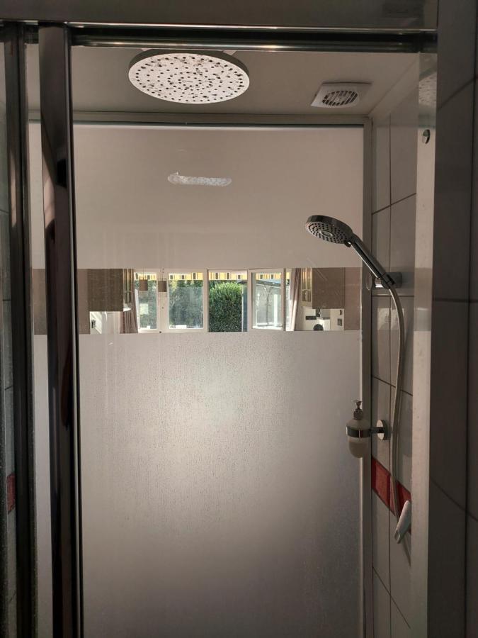 2+2személyes apartman kerttel Appartamento Székesfehérvár Esterno foto